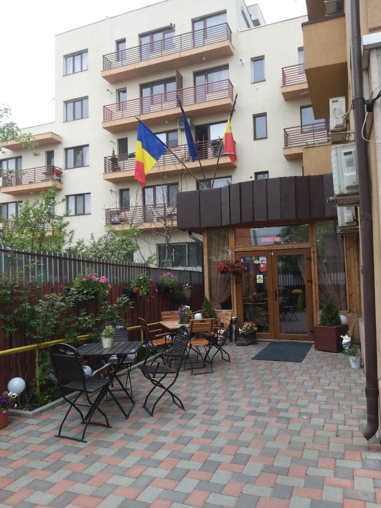 Hotel La Casa Nord Bukarest Exterior foto